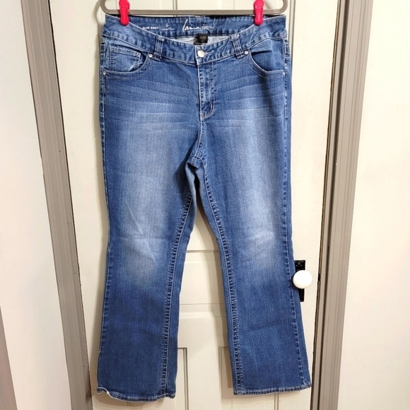 Lane Bryant Genius Fit Slim Bootcut Medium Wash Jeans size 18 - Picture 1 of 8